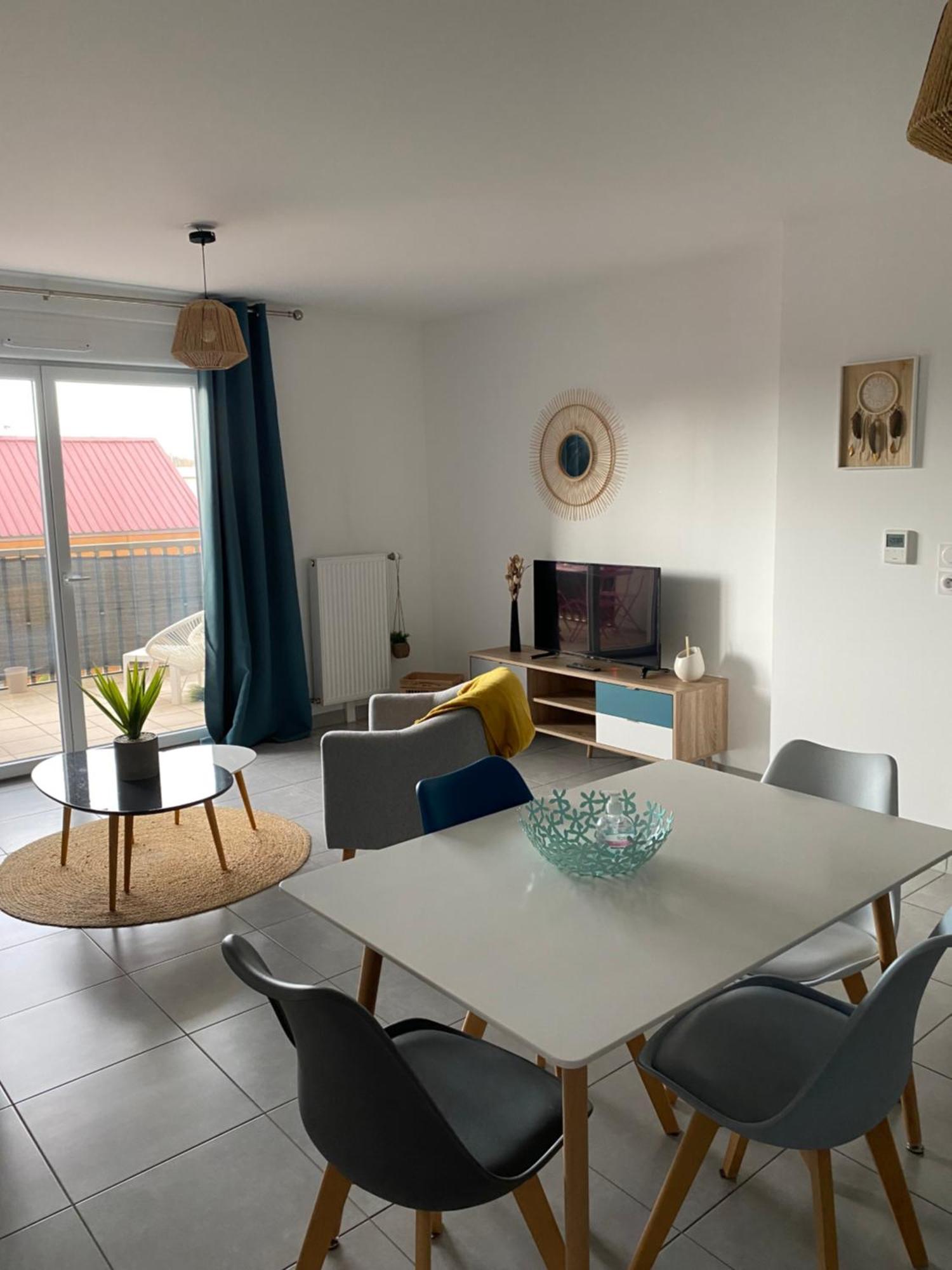 Saint-Jean-de Niost Appartement Neuf A St Jean De Niost Tout Confort מראה חיצוני תמונה