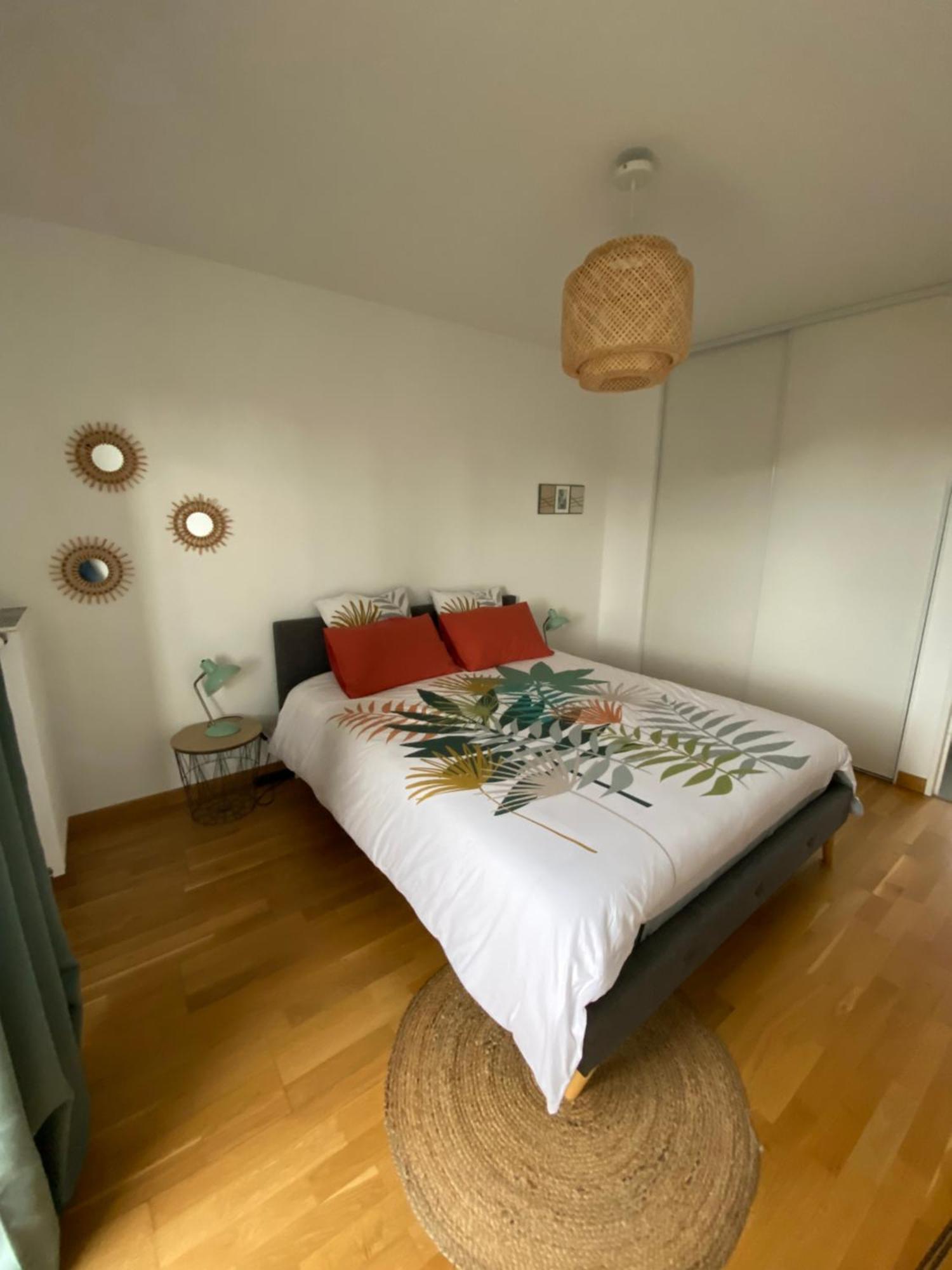 Saint-Jean-de Niost Appartement Neuf A St Jean De Niost Tout Confort מראה חיצוני תמונה
